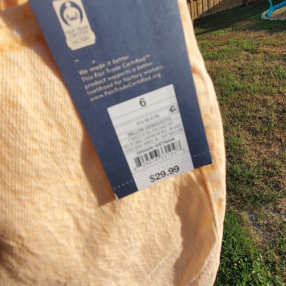 Universal Thread - Picture 12 of 12